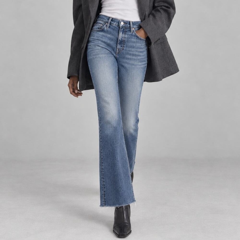 Mother The Weekender Fray Jeans Womens 24 Blue Denim Mid-rise Flared